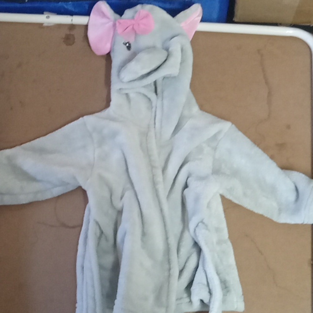 Elephant robe for baby